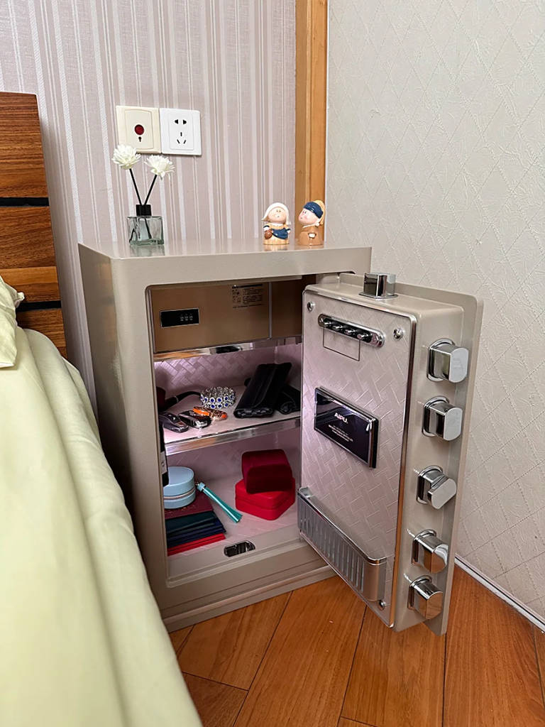 54d582ed-2f5e-4258-957c-a9864897f35c